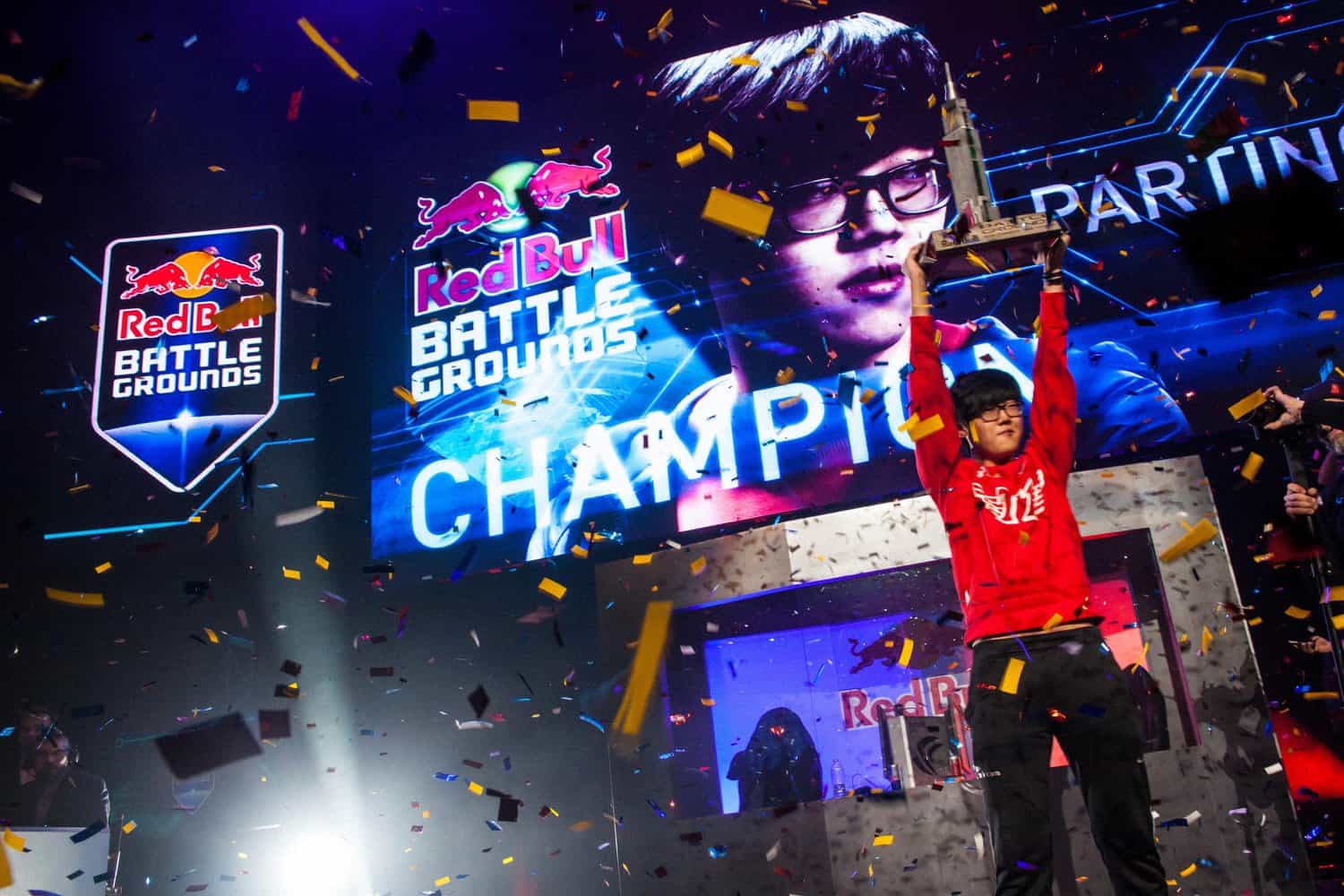 Como funcionam os campeonatos de eSports: estrutura, formatos e mercado
