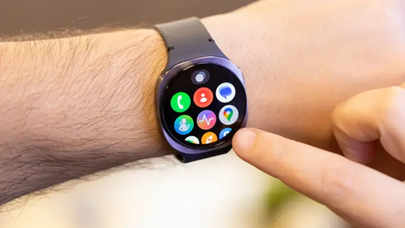 Samsung publica prévia de novo Galaxy Watch com foco em saúde e IA
