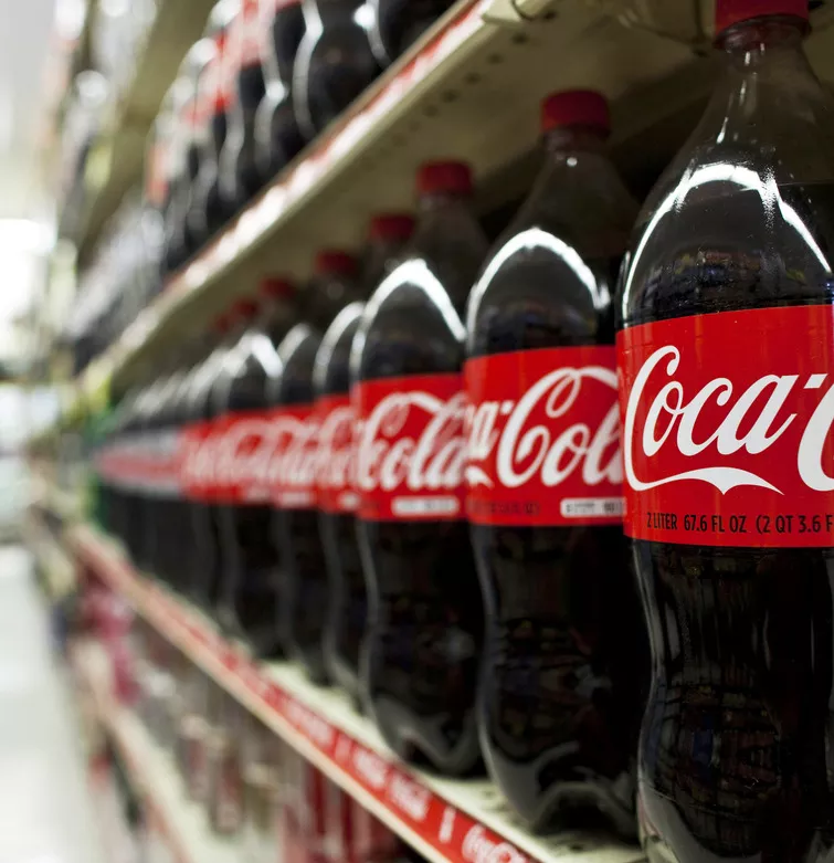 Coca‑Cola Femsa registra alta no lucro e na receita no 2º trimestre e destaca desempenho do Brasil