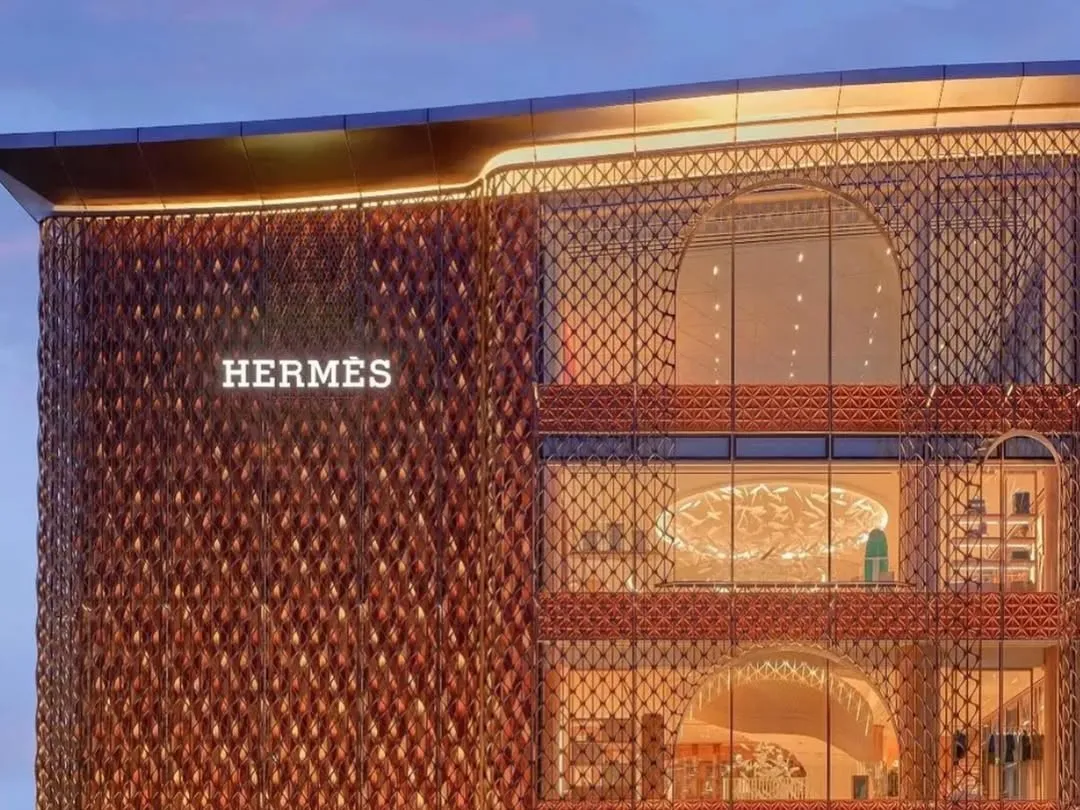 Hermès registra receita de 4,09 bilhões de euros no 2º trimestre, alta orgânica de 6,7%