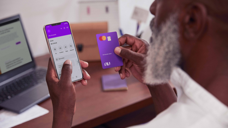 Nubank compra Banco Porto Real para incorporar licença bancária ao grupo