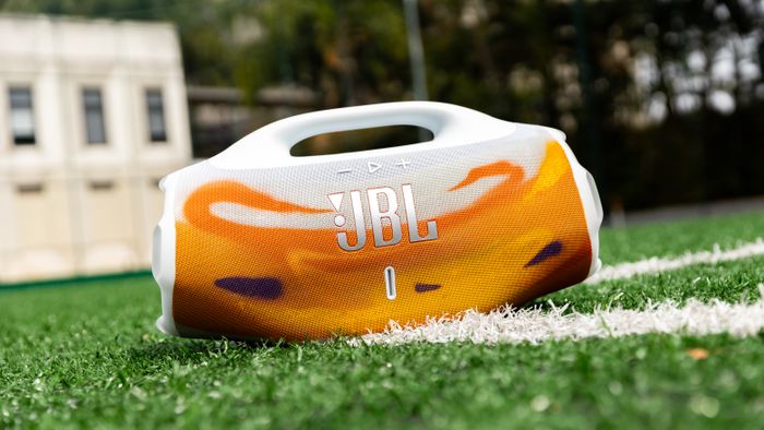 Cinco opções de caixas de som JBL para o Dia dos Pais, do compacto ao mais potente