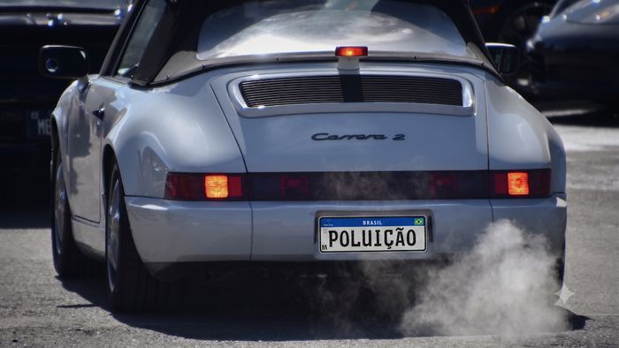 Carros mais poluentes do Brasil em 2026 são modelos flex populares, aponta Inmetro