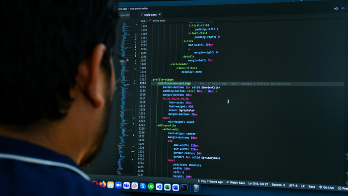 Ferramentas de IA permitem criar apps conversando: guia para começar com vibe coding