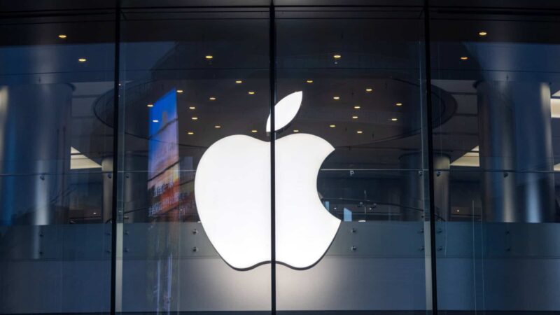 Apple volta a ser a empresa mais valiosa do mundo ao encerrar segunda-feira (27)
