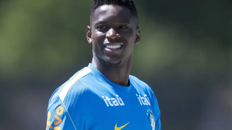 Luiz Henrique manifesta interesse em jogar pelo Flamengo; negociação com o Zenit pode ser retomada apenas em 2027