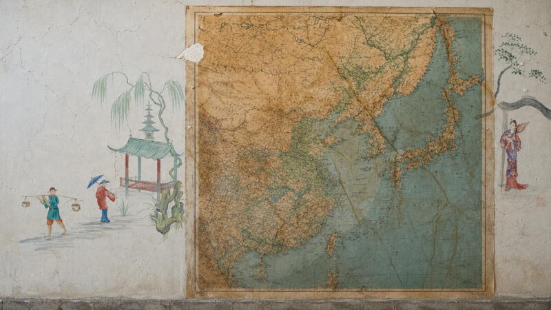 Conservadores encontram 11 mapas dos anos 1930 escondidos em depósito de Eltham Palace após 1.600 horas de trabalho