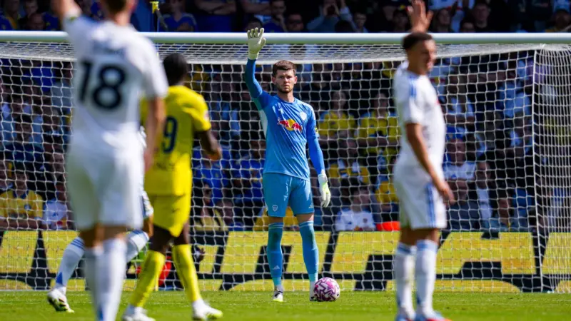 Arsenal encaminha contratação do goleiro Illan Meslier, livre após fim de contrato com o Leeds United