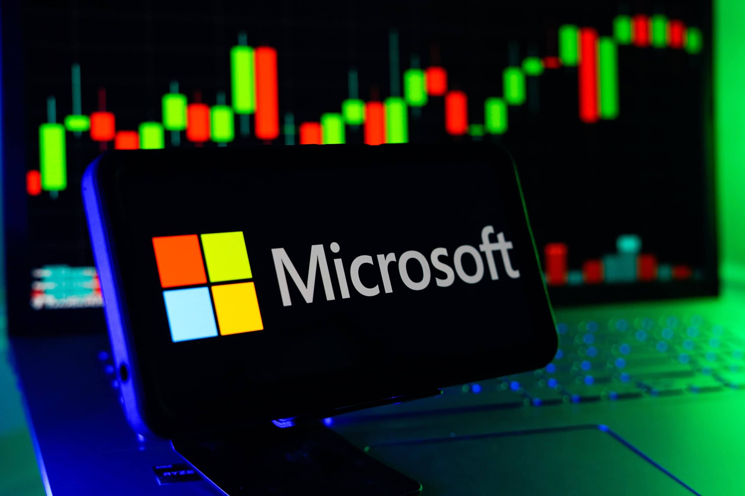 Microsoft supera estimativas no trimestre com crescimento do Azure