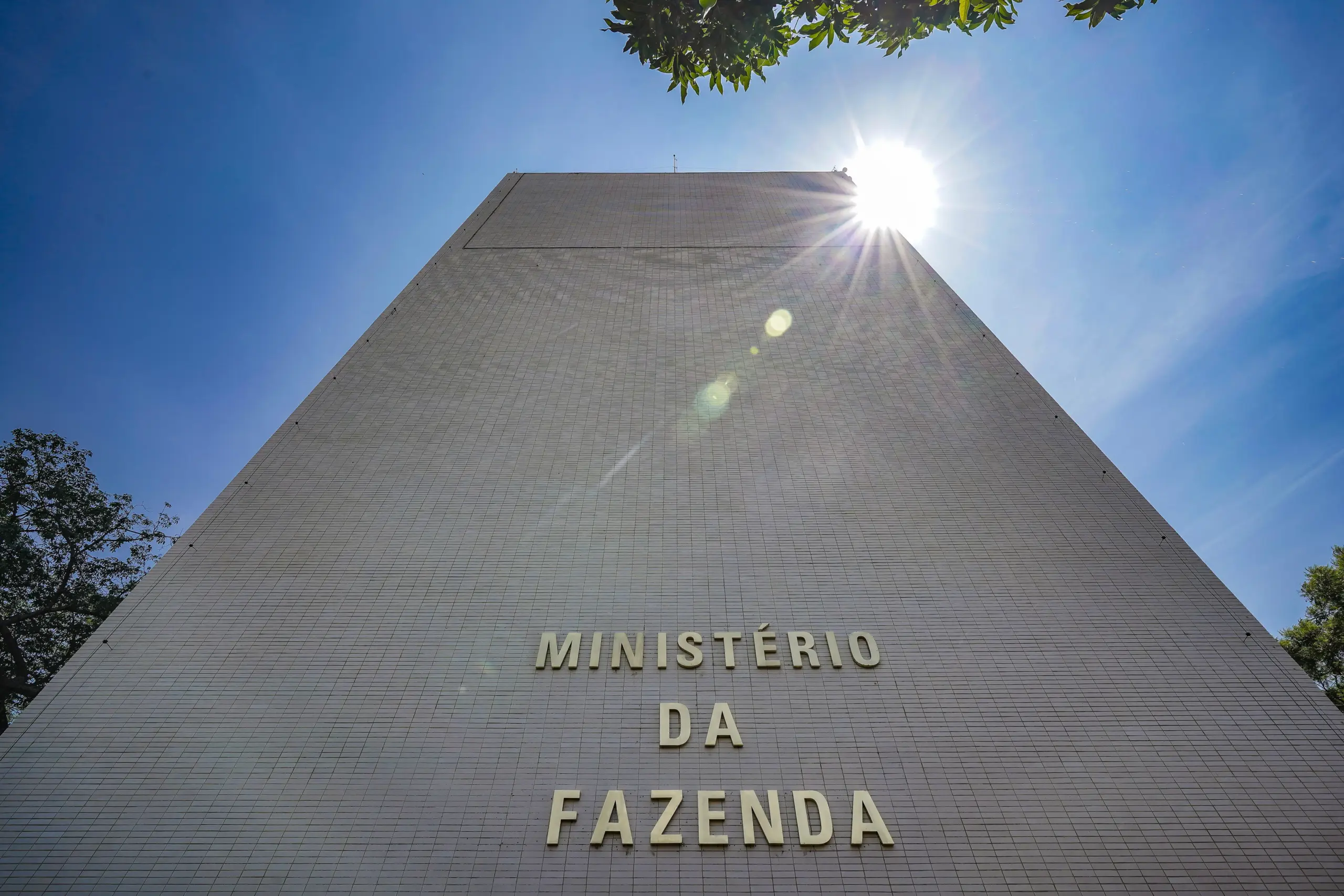 Ministério da Fazenda mantém previsão de crescimento do PIB em 2026 em 2,3% e ajusta estimativa para 2027 para 2,5%