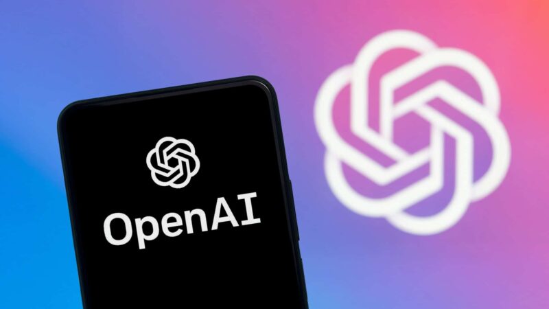 Musk e Altman trocam farpas no X após Apple processar a OpenAI