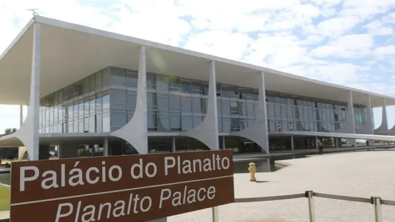 11/04/2025 — Brasil acionará Lei de Reciprocidade após EUA anunciarem sobretaxas de 25%