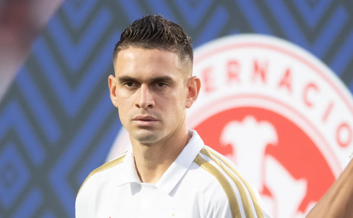 Borré se despede do Internacional e acerta retorno ao River Plate