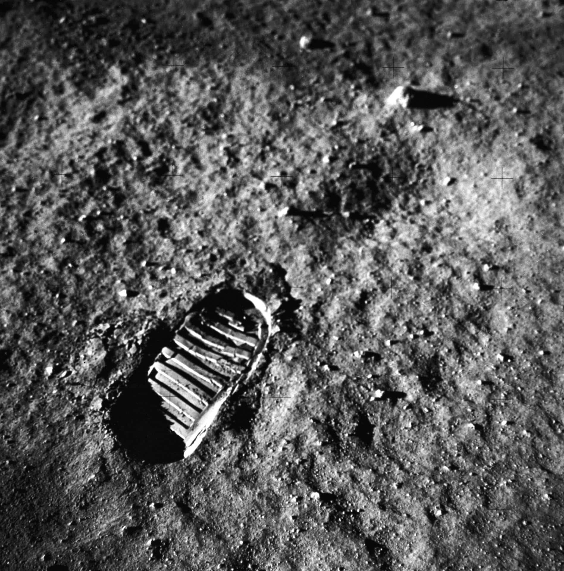 Material alternativo ao cimento resiste seis meses no exterior da ISS e pode servir para bases lunares