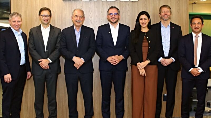 BNDES libera até R$ 8 bilhões do FNAC para quatro aéreas por conta da alta do combustível