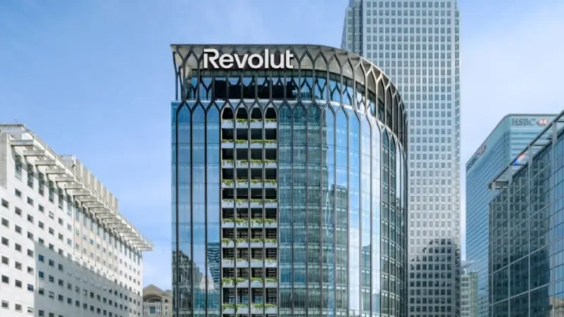 Revolut é avaliada em US$ 115 bilhões em oferta secundária e amplia distância para o Nubank