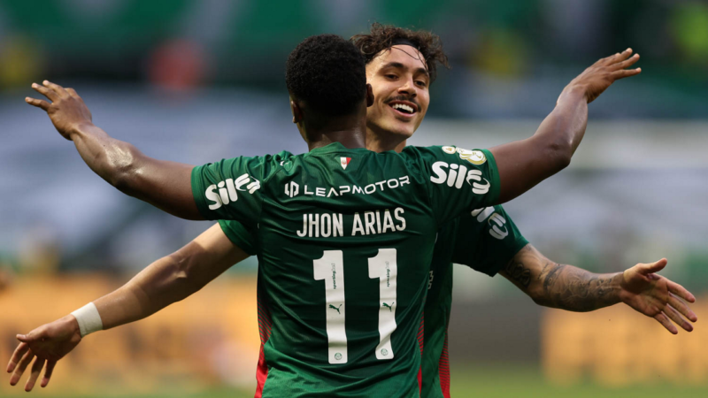 Palmeiras vence Fortaleza por 3 a 0 no jogo de ida e fica perto das quartas da Copa do Brasil