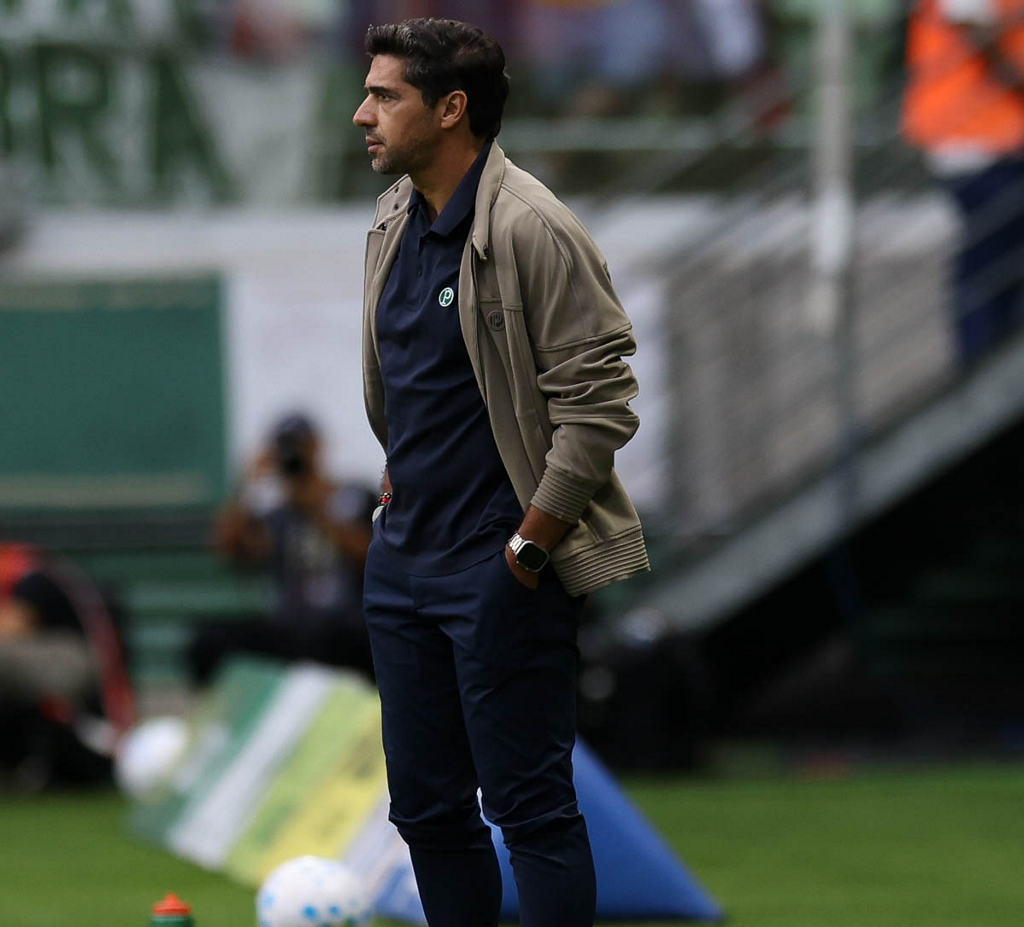 Abel critica atuação “muito abaixo” do Palmeiras após empate sem gols com o Inter