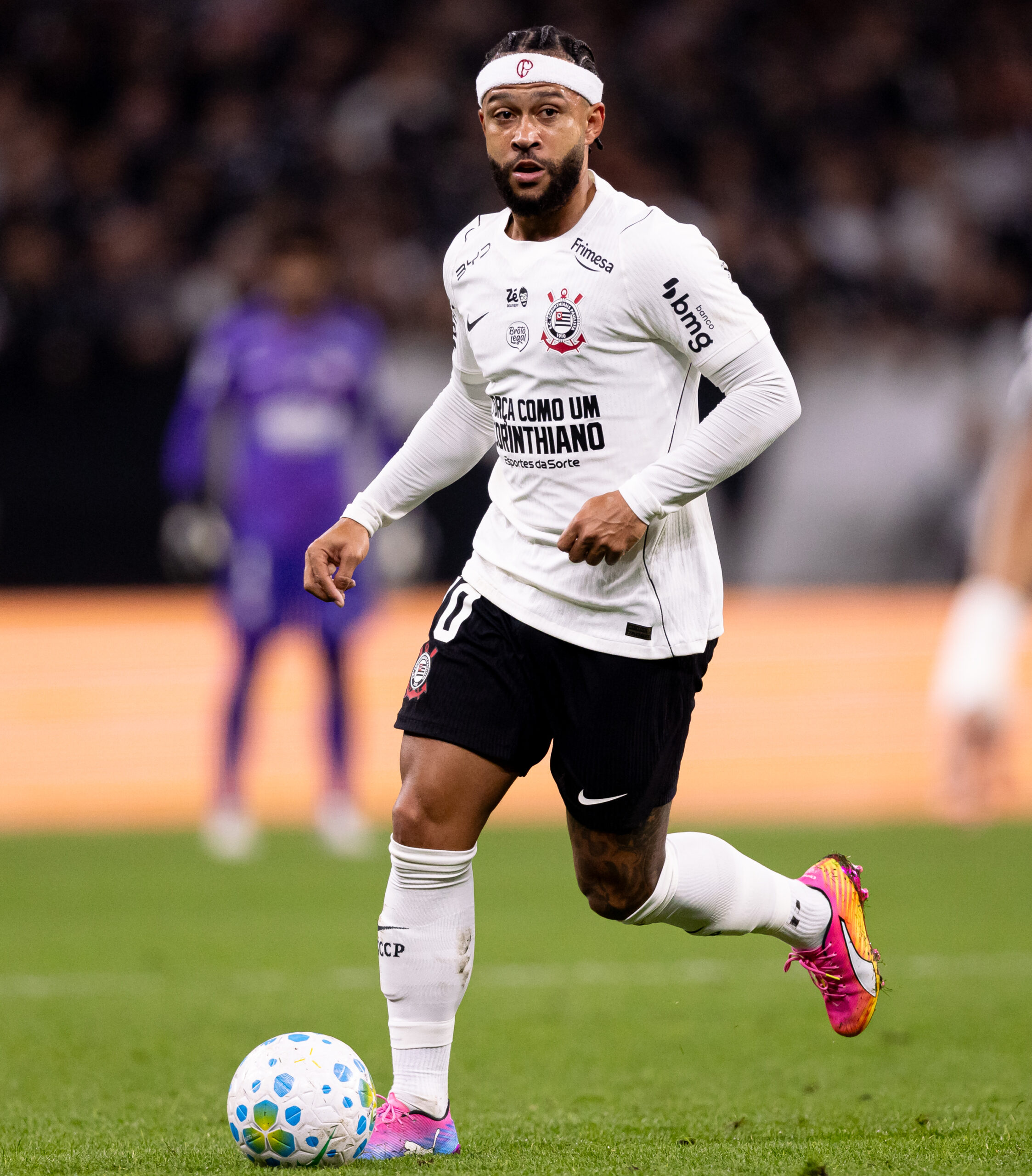 Corinthians tenta ter Memphis disponível para partida de ida das oitavas da Libertadores