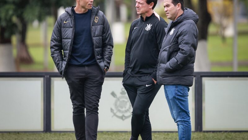 Corinthians intensifica movimentações no mercado da bola enquanto resolve transfer bans