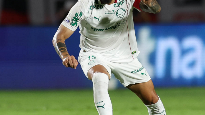 Abel evita confirmar retornos de Gómez e Paulinho e detalha lesões no elenco do Palmeiras