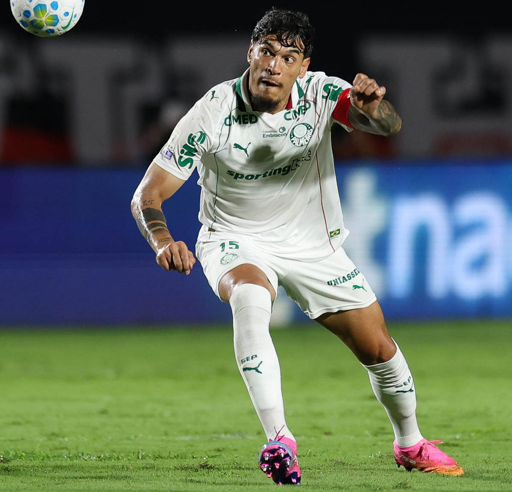 Abel evita confirmar retornos de Gómez e Paulinho e detalha lesões no elenco do Palmeiras
