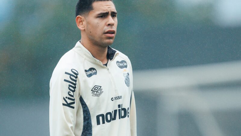 Santos atualiza lista da Sul-Americana e inscreve João Paulo e Gustavo Caballero