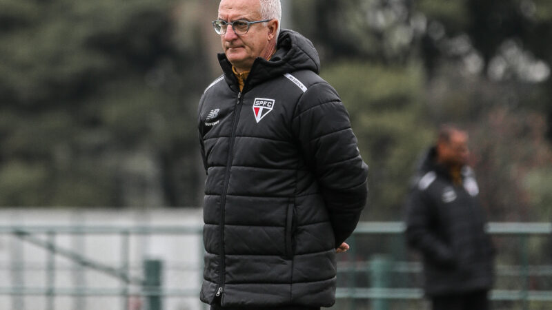 Dorival Júnior amplia jejum no Brasileirão após derrota do São Paulo