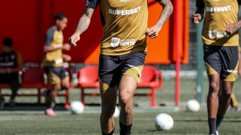 São Paulo intensifica ajustes ofensivos em treinos e segue preparação para enfrentar o Grêmio
