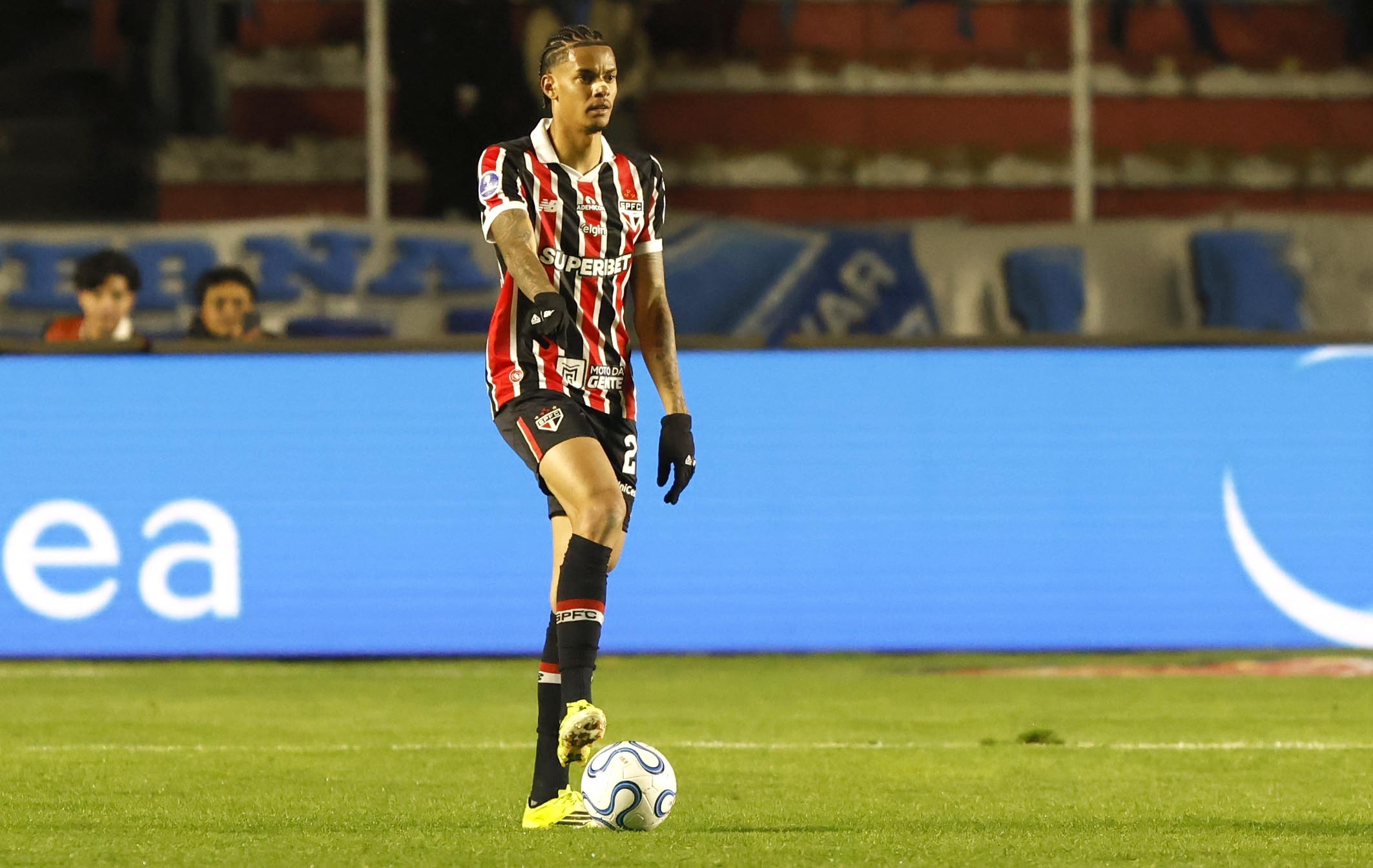 31/07/2028 — 21h30 (Brasília UTC-3) — ESPN: Quarteto de reforços estreia pelo São Paulo em empate por 1 a 1 e deixa boas impressões