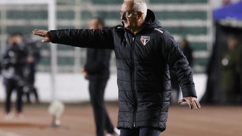 Dorival valoriza empate em La Paz e destaca postura do São Paulo diante da altitude