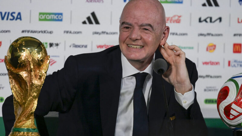 05/08/2026 — Infantino teria prometido levar México à Conmebol em troca de apoio