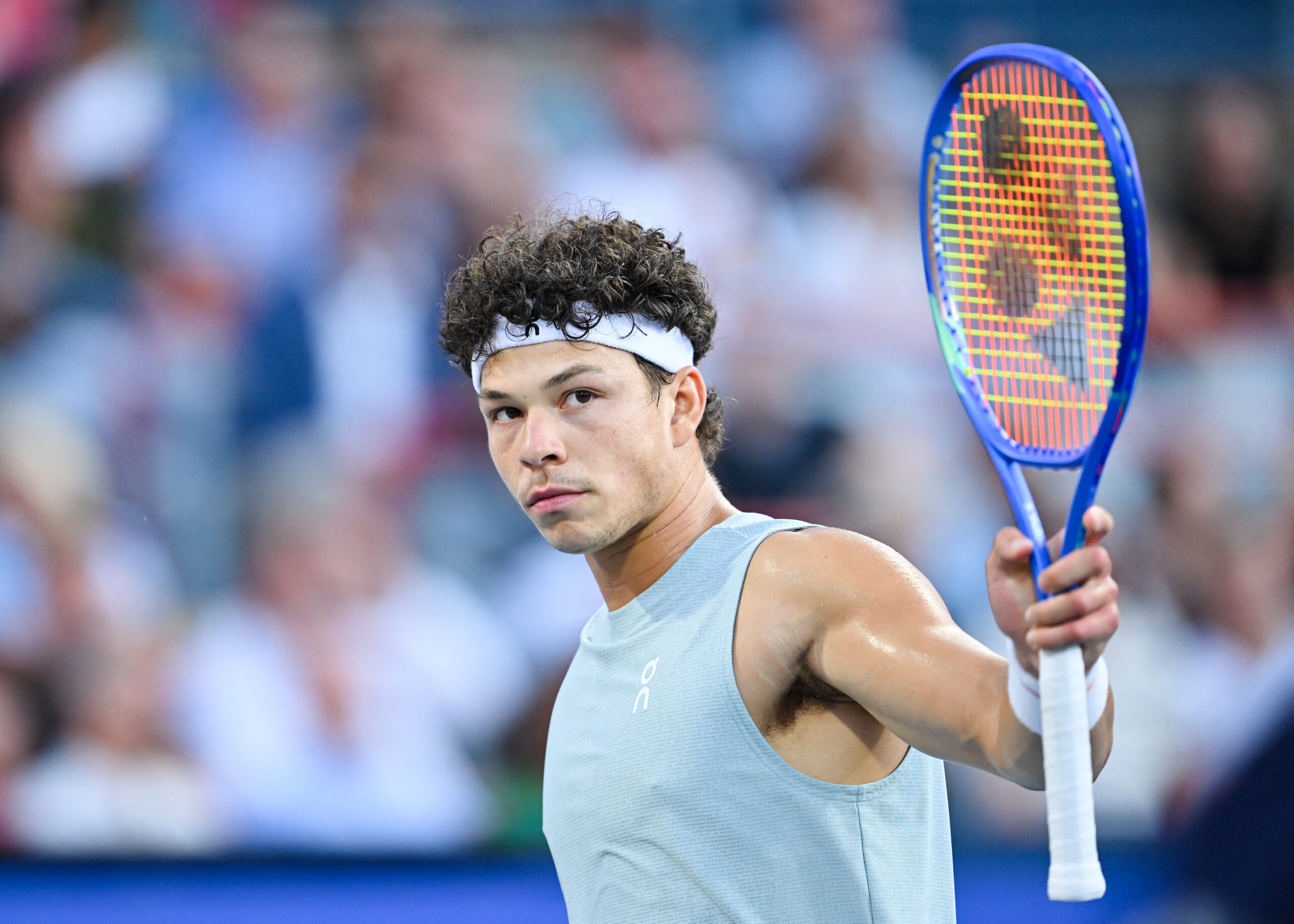 Ben Shelton avança às semifinais do Masters 1000 do Canadá ao vencer Jakub Mensik