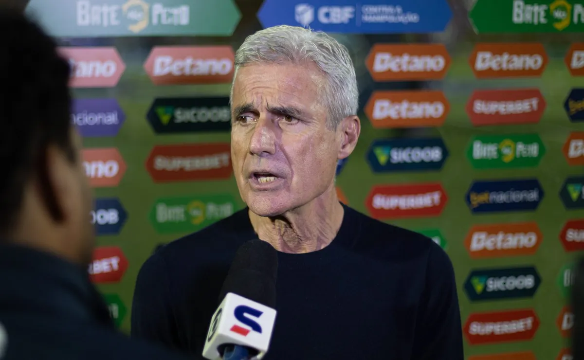 Al-Ahli monitora Luís Castro, mas não houve contato, diz fonte