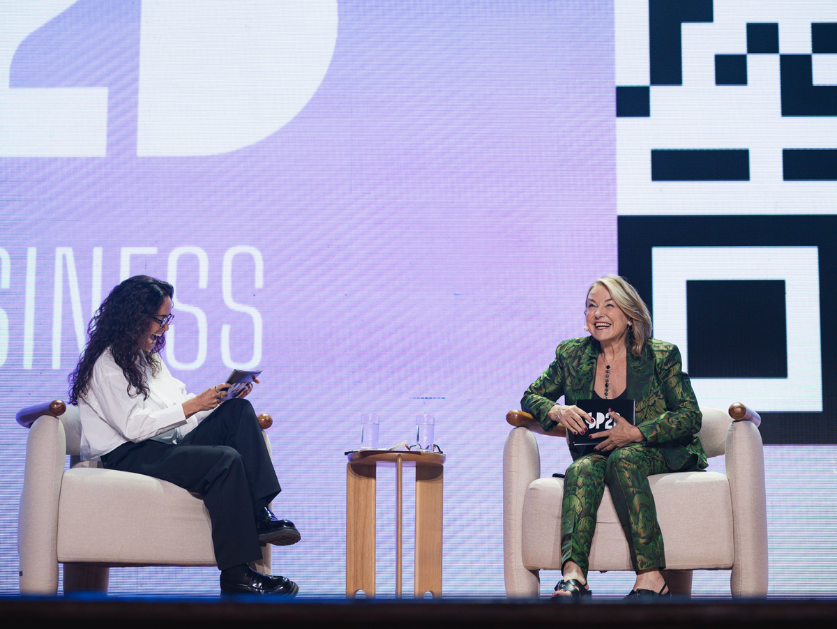 Esther Perel, Alice Braga e Titãs abrem SP2B em São Paulo com debate sobre relações humanas e IA