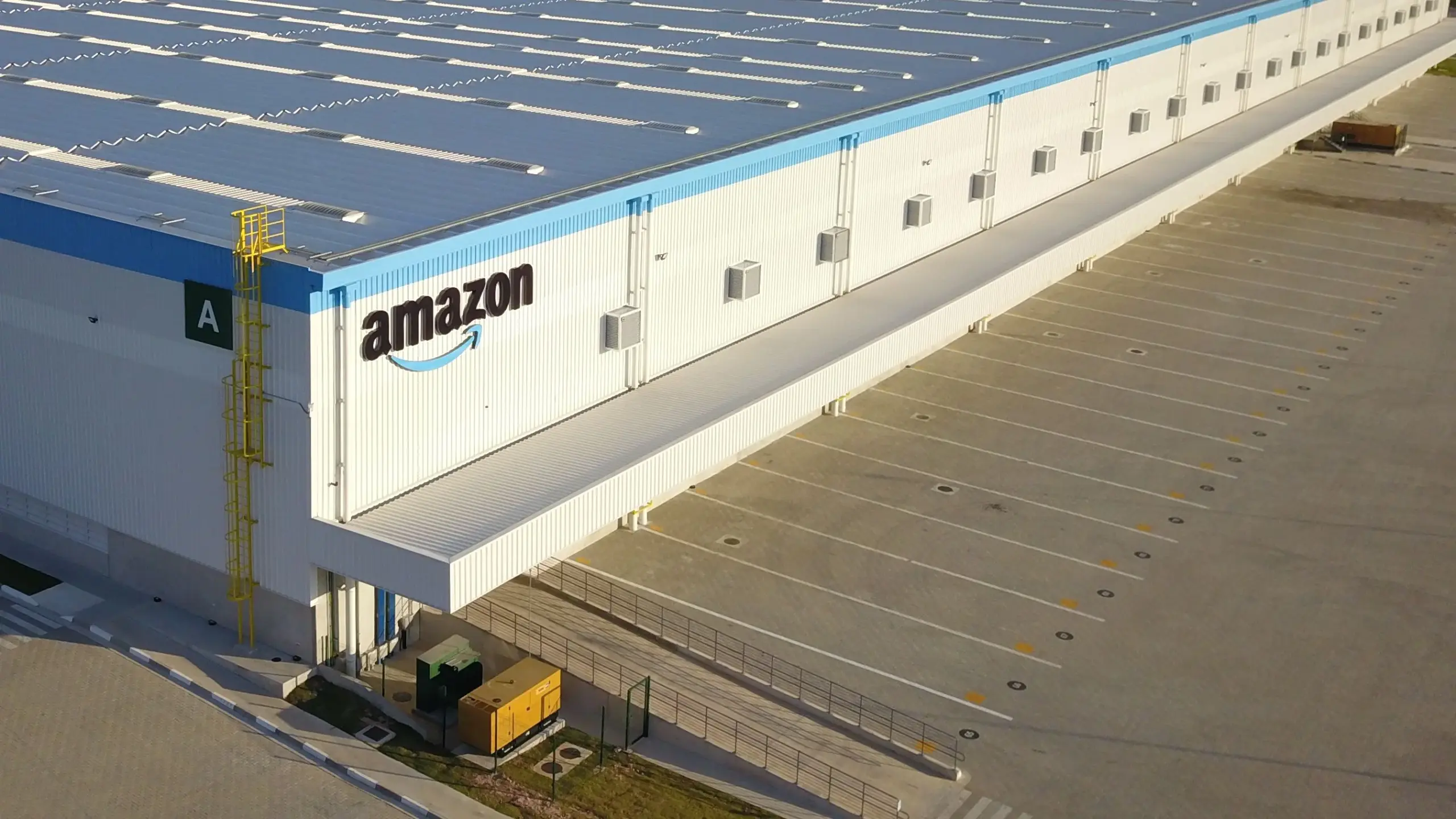 Amazon registra gasto de US$ 1,8 milhão com IA em tarefa rotineira e acende alertas internos
