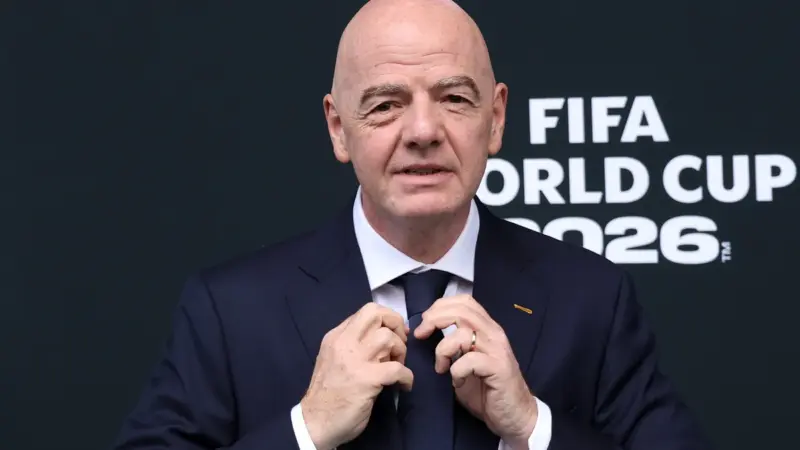 Infantino teria oferecido final da Copa de 2030 ao Marrocos em troca de apoio, diz The Times