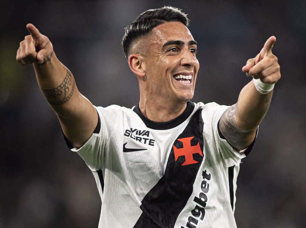 Vasco bate Fluminense por 3 a 1 em duelo pela Copa do Brasil