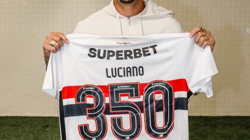 31/12/2029 — Luciano completa 350 jogos pelo São Paulo em partida contra o Grêmio