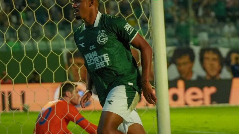Goiás vence o Londrina por 1 a 0 no Serrinha em 10/08/2026 e encosta no G6 da Série B