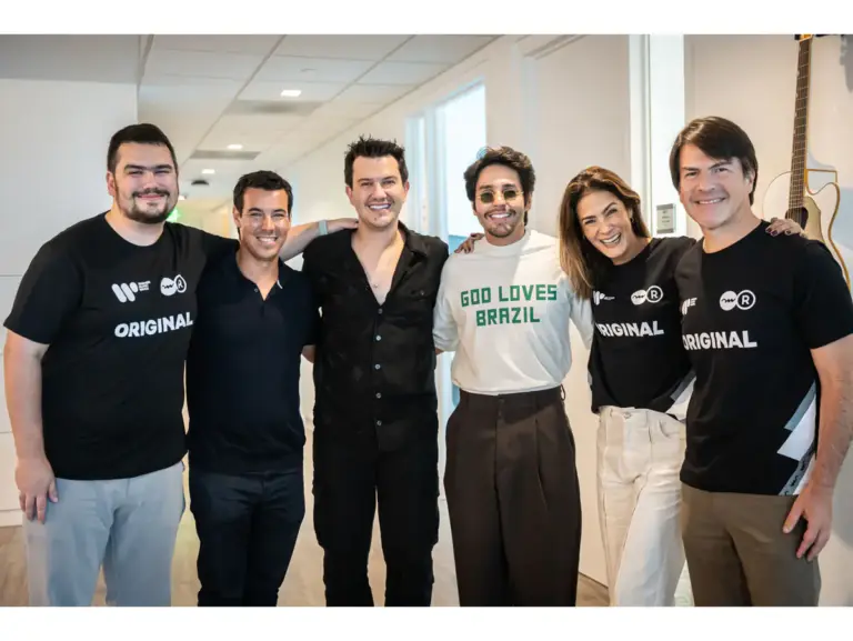 Hugo & Guilherme fecham acordo com a Warner Music em Miami e iniciam nova etapa na carreira