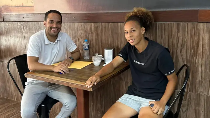 Ex-jogador do Fluminense cria agência para gerenciar carreiras no futebol feminino