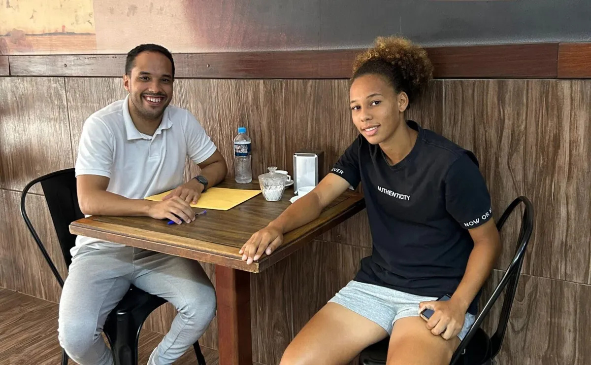 Ex-jogador do Fluminense cria agência para gerenciar carreiras no futebol feminino