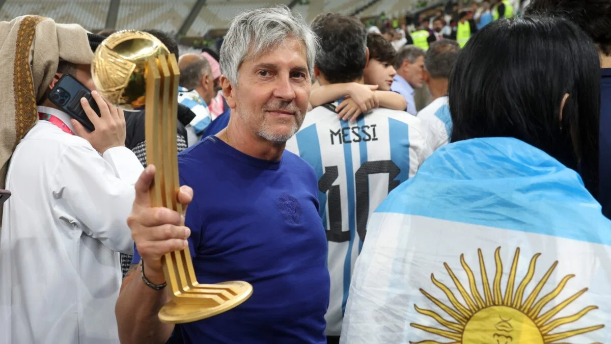 14/12/2000 — Jorge Messi, pai de Lionel, morre aos 68 anos; Newell’s e família lamentam
