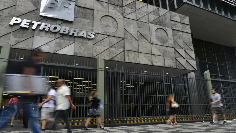 30/06/2026 — Petrobras registra lucro líquido de R$ 52,4 bilhões no 2º trimestre e anuncia R$ 17,4 bilhões em dividendos