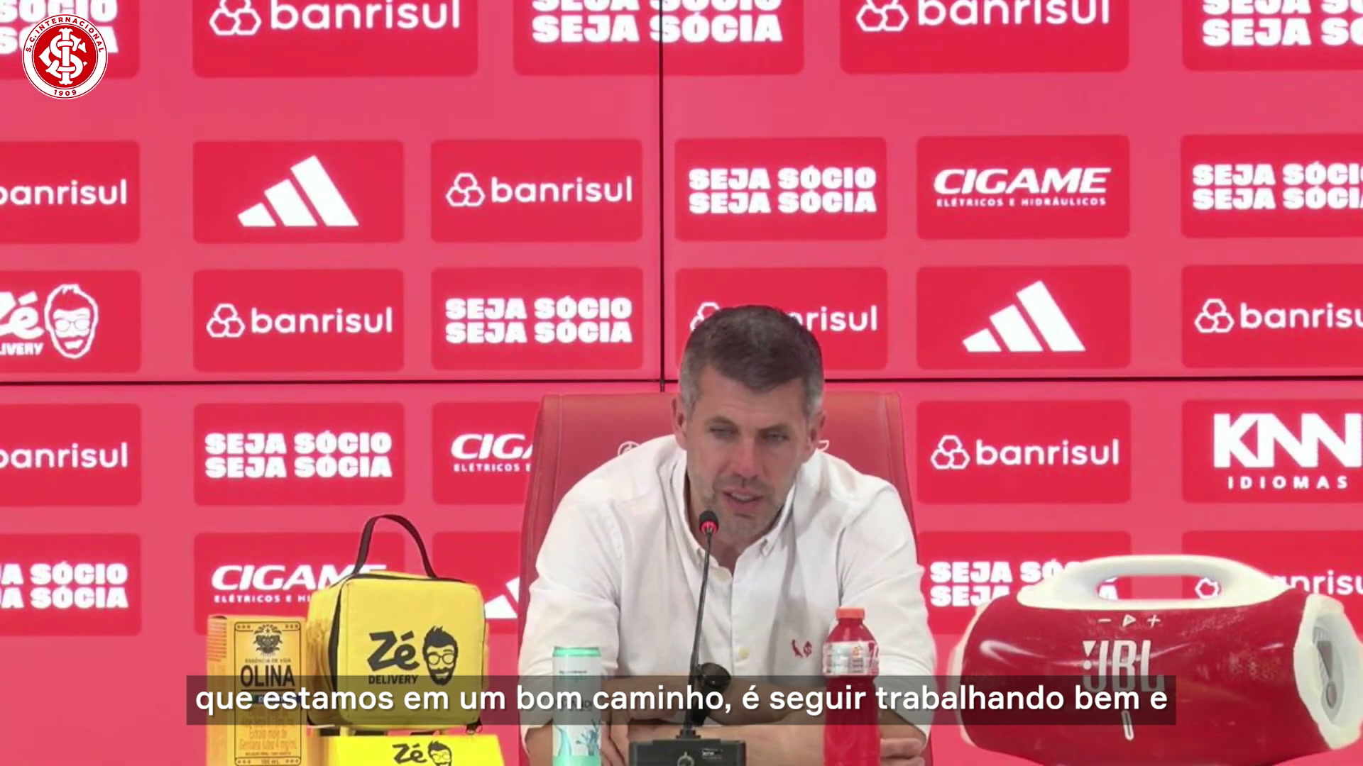 Pezzolano vê “virada de chave” no Inter após vitória por 2 a 0 sobre o Corinthians