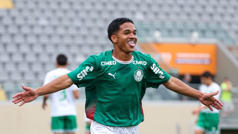 04/08/2026 — Palmeiras goleia Juventude por 5 a 0 e dorme na vice-liderança do Brasileirão sub-17
