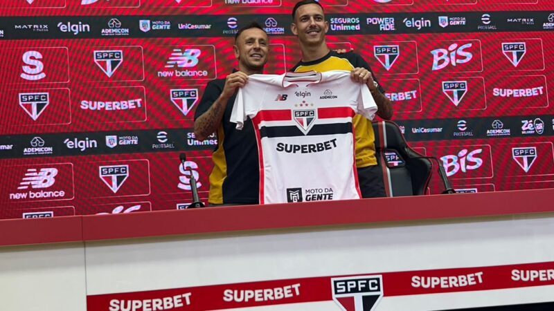 Iago Borduchi é apresentado pelo São Paulo e diz ter sido influenciado por conversa com Ceni