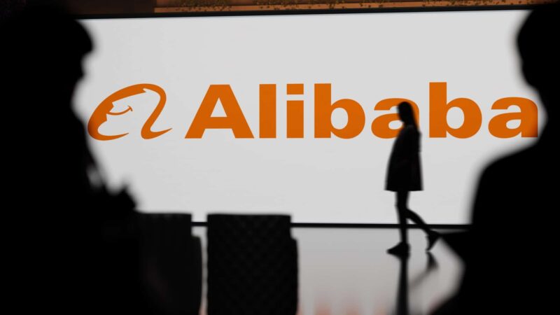 DeepSeek reduz custos e Alibaba apresenta maior modelo de IA da China