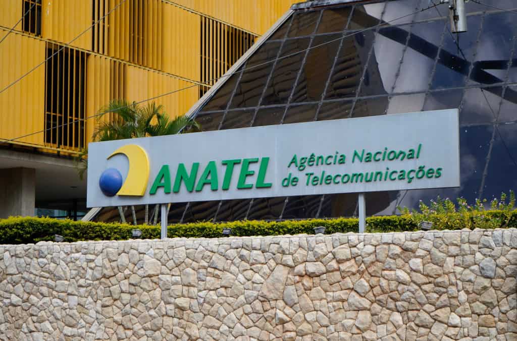 Antenas clandestinas exploram 2G para enviar SMS fraudulentos; Anatel apreendeu 11 equipamentos